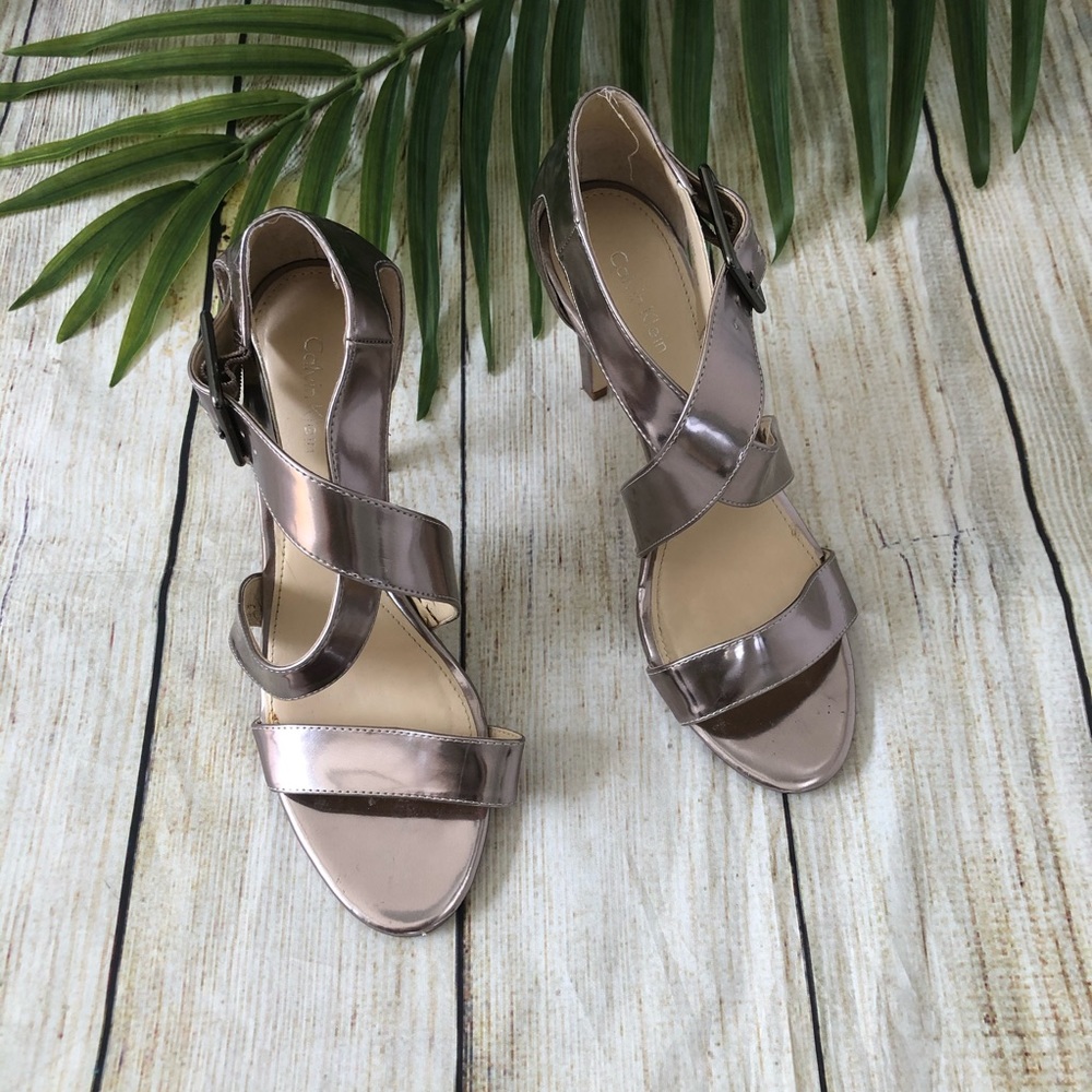 Calvin Klein Sharise Crisscross Sandal 7.5 - Picture 2 of 12